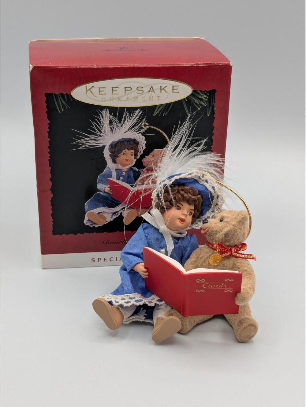 Hallmark Keepsake Beverly and Teddy 1995, Doll Bear Songbook Vintage Ornament